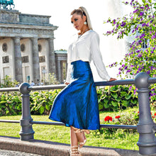 Laden Sie das Bild in den Galerie-Viewer, Rock Suzi